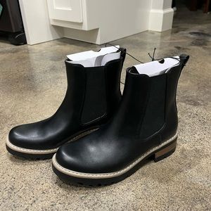 Women’s Celina Chelsea Boots